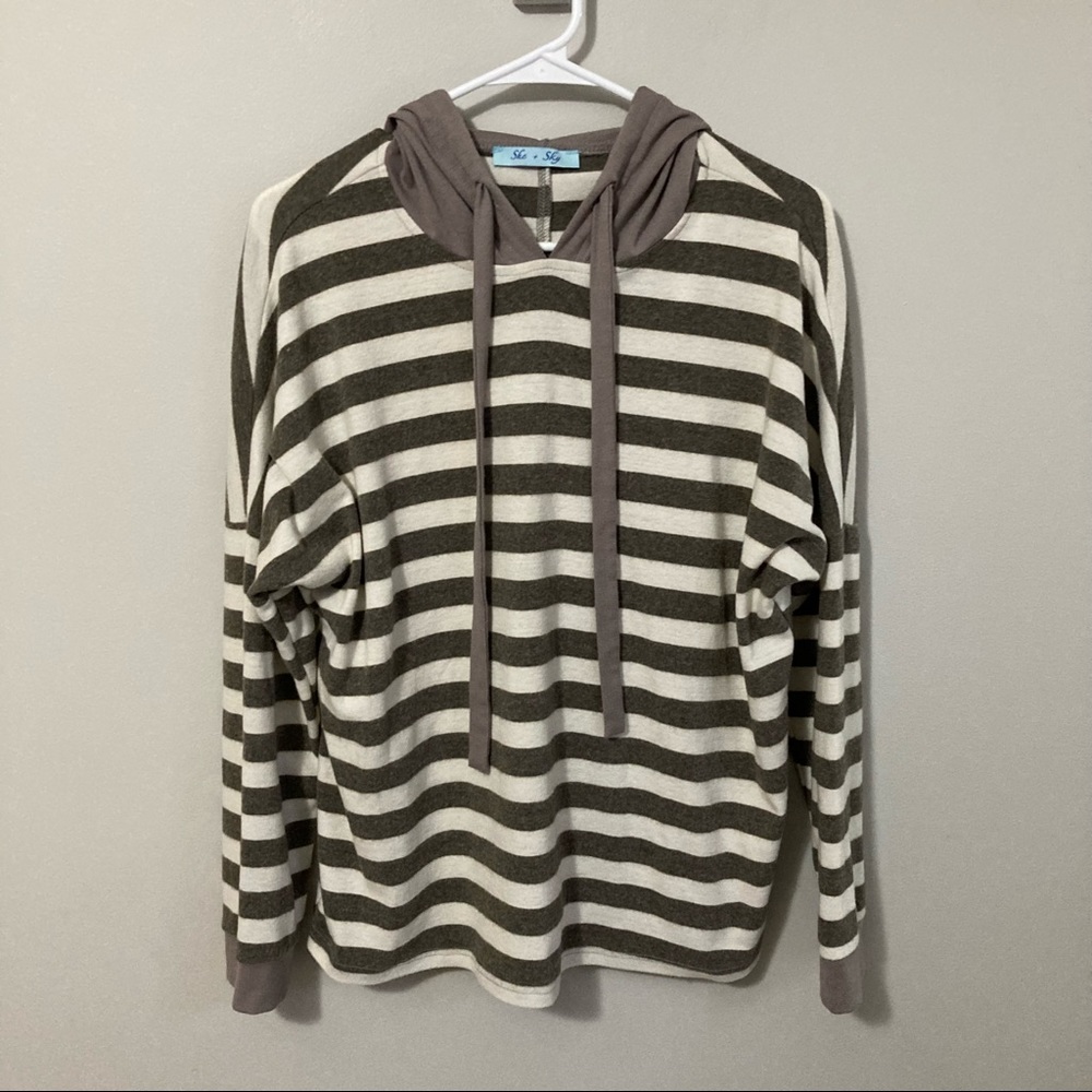 She + Sky Taupe (tan/gray) striped hoodie, soft, size large